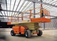 Plataforma Tesoura (PTA/ PEMT) JLG 4394 RT Plataforma Tesoura (PTA/ PEMT) JLG 4394 RT