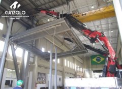 Içamento de Estrutura Pesada com Guindastes Içamento de Estrutura Pesada com Guindastes