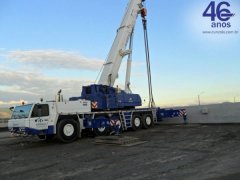 A Cunzolo realizou duas operações com o mesmo equipamento. Na primeira operação, foi realizado o içamento de um vaso com dois metros de largura, nove metros de comprimento, raio operacional de seis metros e peso de 84 toneladas. Na segunda operação, a Cunzolo, acompanhada pelo equipamento do contratante, realizou o içamento de um módulo de serpentina com três metros de largura, sete metros de comprimento, raio operacional de seis metros e peso de 98 toneladas.Para a realização da primeira operação, foi necessário utilizar cabos de três polegadas e meia, dobrados. O Guindaste utilizado nas duas operações foi o Guindaste Rodoviário Tadano ATF 220G-5, configurado com contrapeso de 47 toneladas e moitão de 5 roldanas com 10 pernas de cabo.As operações foram realizadas com sucesso!Parabéns pelo trabalho.Precisa de serviços de içamento, entre em contato com a Cunzolo! Realize um orçamento!