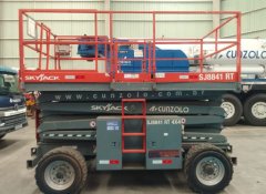 Plataforma Tesoura SkyJack Modelo SJ 8841 Plataforma Tesoura SkyJack Modelo SJ 8841