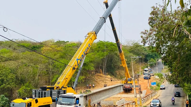 Içamento de stoplogs: precisão em estruturas hidráulicas